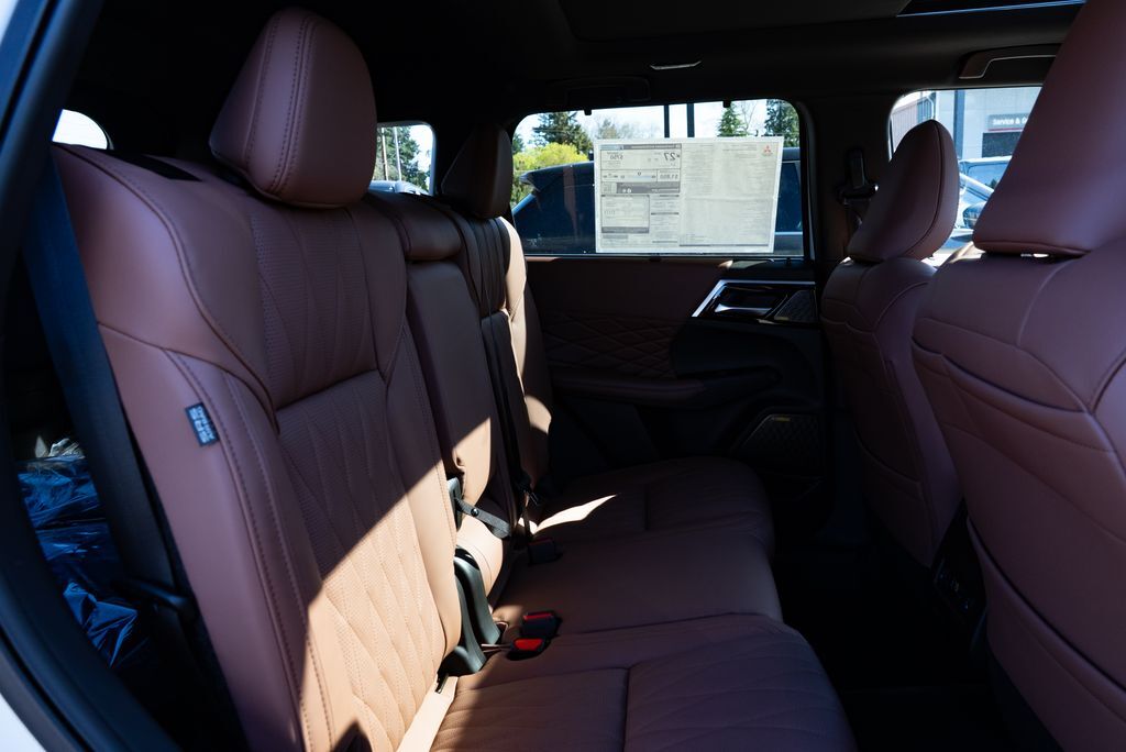 2026 Mitsubishi Outlander SEL Milwaukie OR