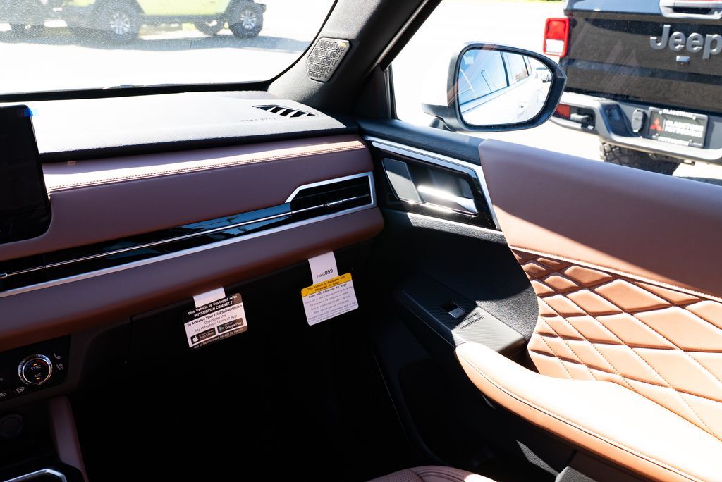 2026 Mitsubishi Outlander SEL Milwaukie OR