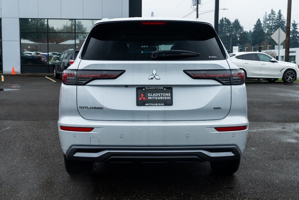 2026 Mitsubishi Outlander SEL Milwaukie OR