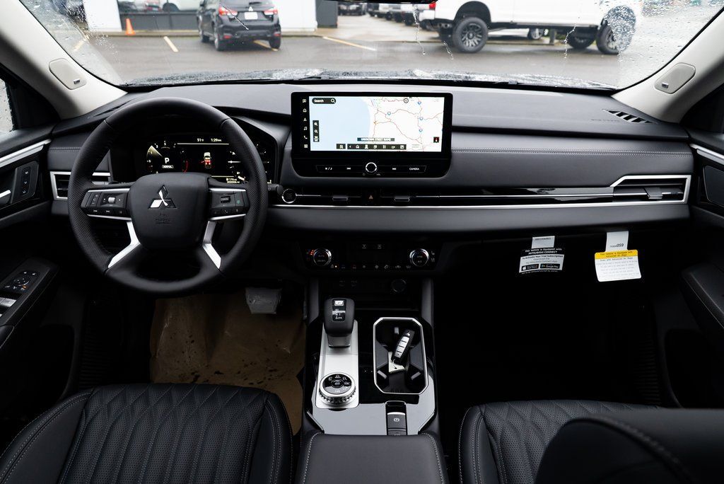 2026 Mitsubishi Outlander SEL Milwaukie OR