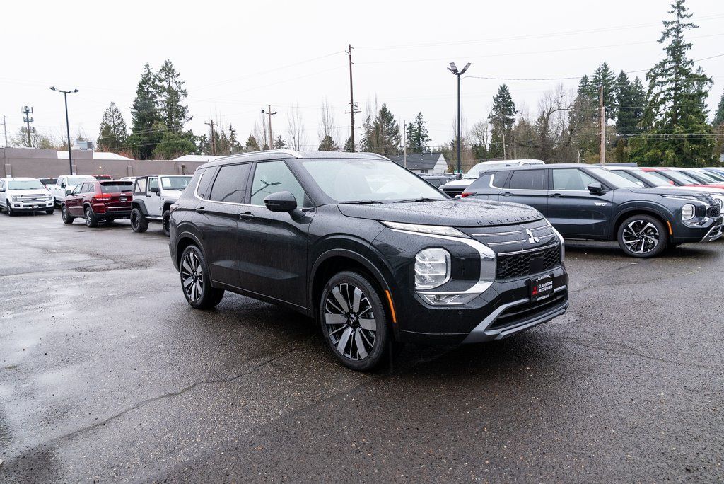 2026 Mitsubishi Outlander SEL Milwaukie OR