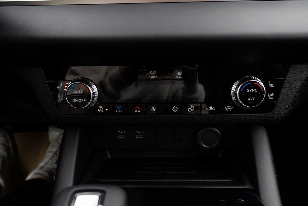 2026 Mitsubishi Outlander SEL Milwaukie OR