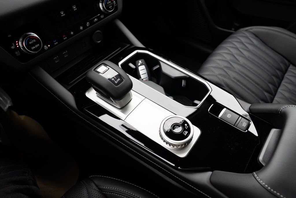 2026 Mitsubishi Outlander SEL Milwaukie OR