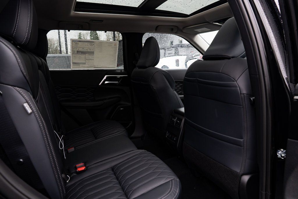 2026 Mitsubishi Outlander SEL Milwaukie OR