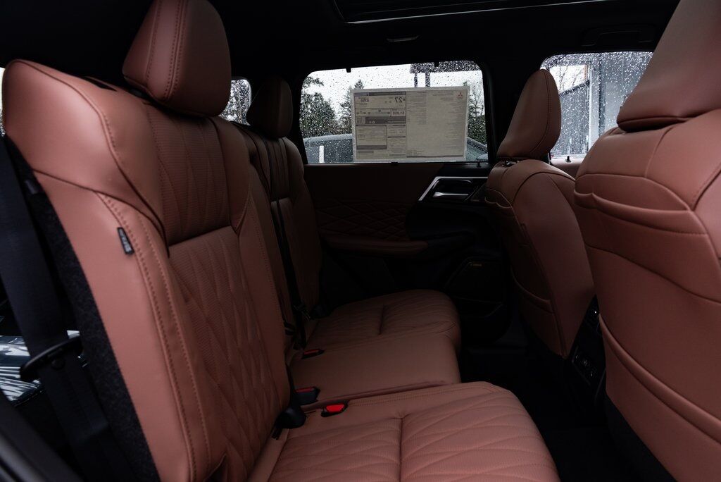 2026 Mitsubishi Outlander SEL Milwaukie OR