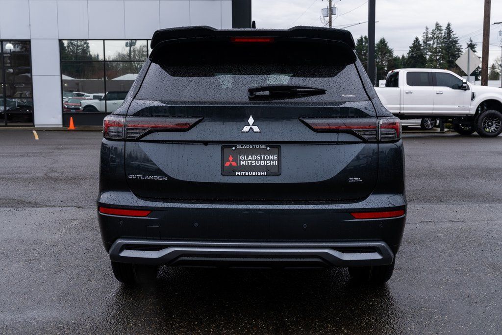2026 Mitsubishi Outlander SEL Milwaukie OR