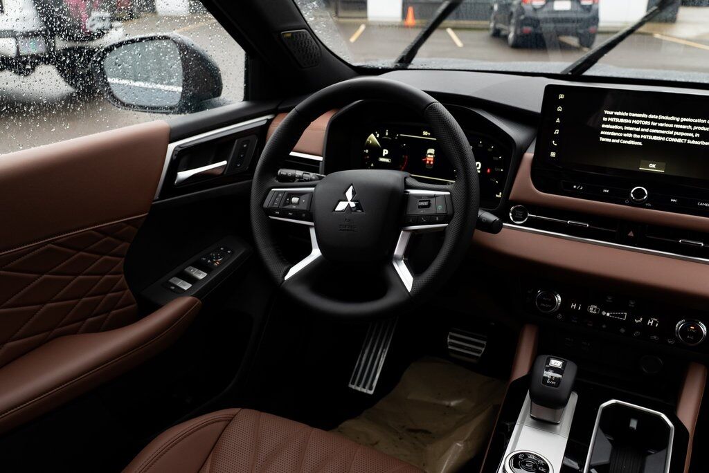 2026 Mitsubishi Outlander SEL Milwaukie OR