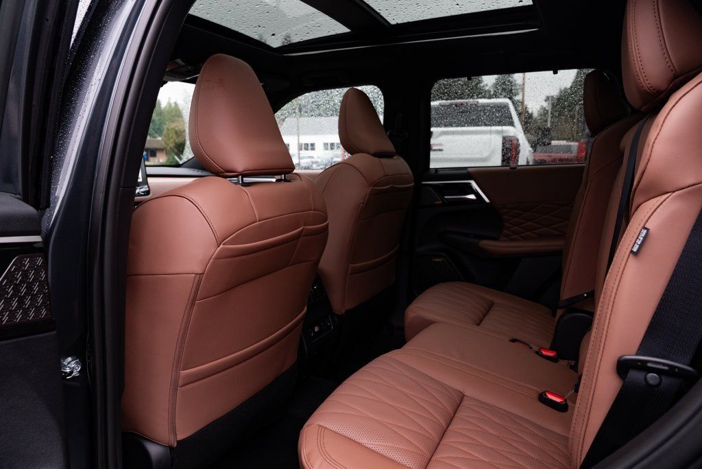 2026 Mitsubishi Outlander SEL Milwaukie OR