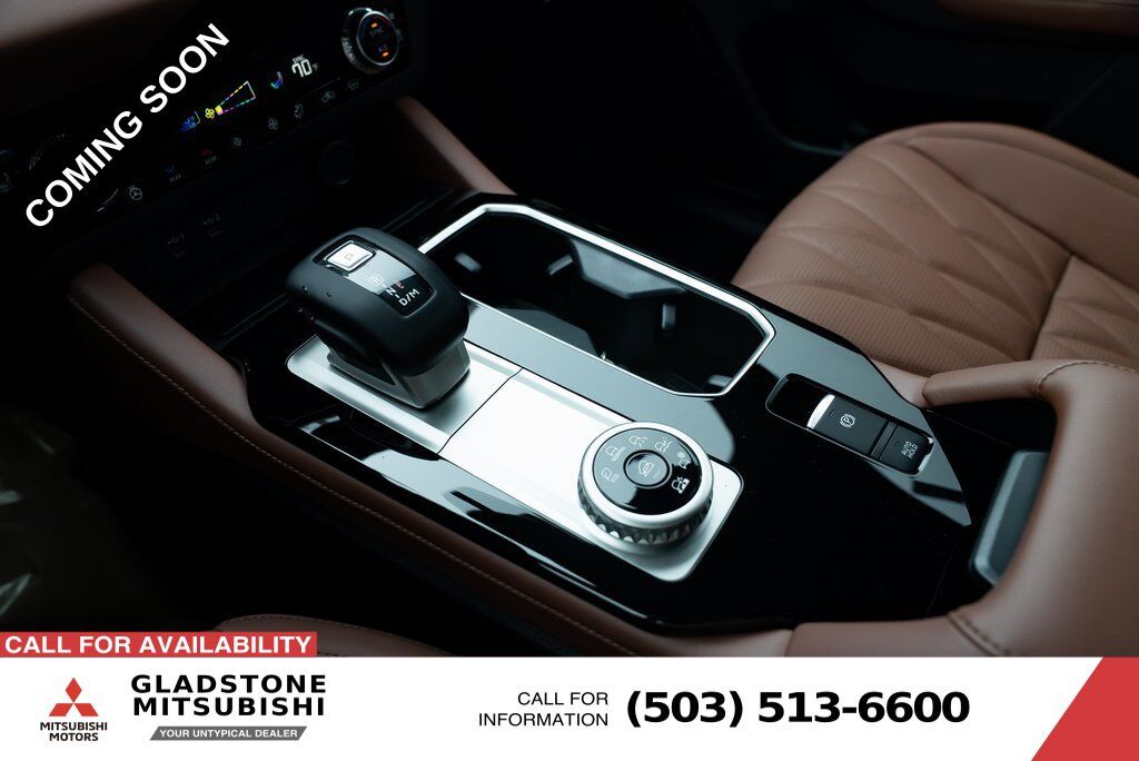 2026 Mitsubishi Outlander SEL Milwaukie OR