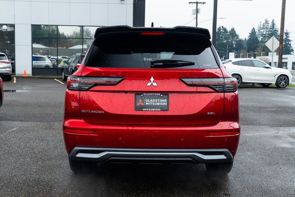 2026 Mitsubishi Outlander SEL Milwaukie OR