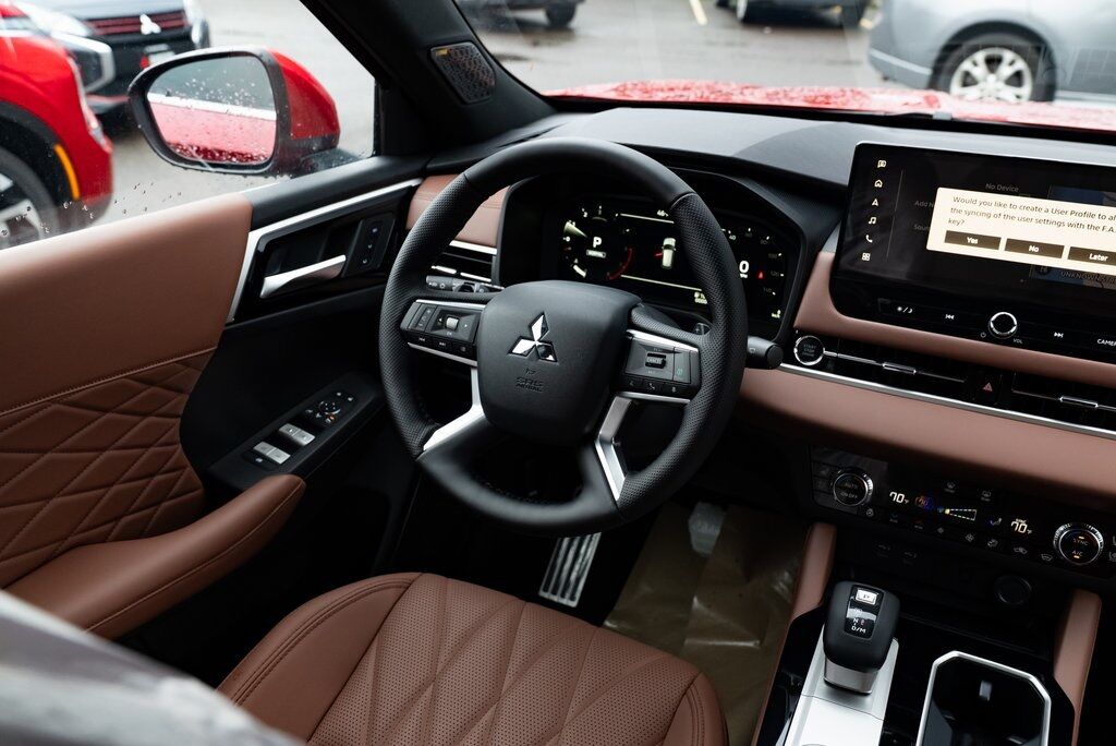 2026 Mitsubishi Outlander SEL Milwaukie OR