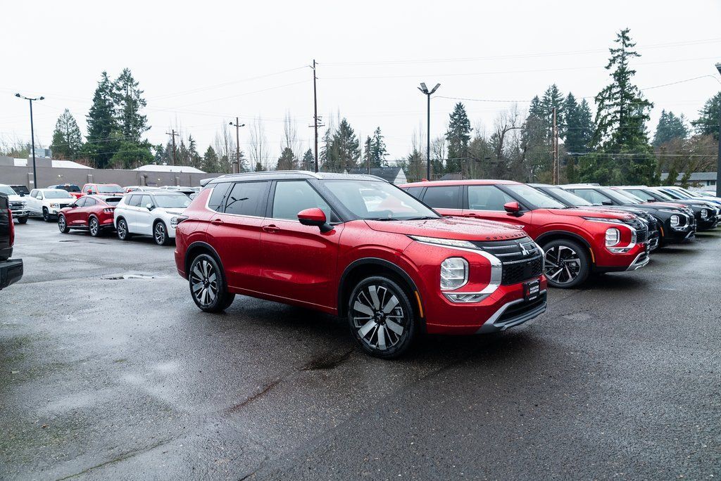 2026 Mitsubishi Outlander SEL Milwaukie OR