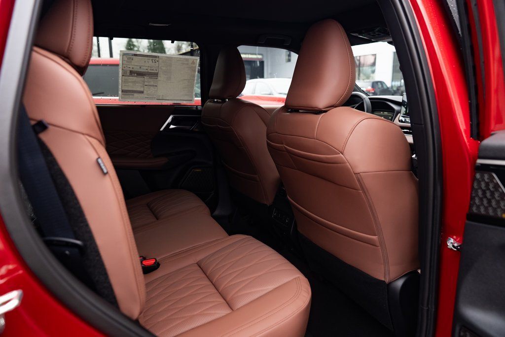 2026 Mitsubishi Outlander SEL Milwaukie OR