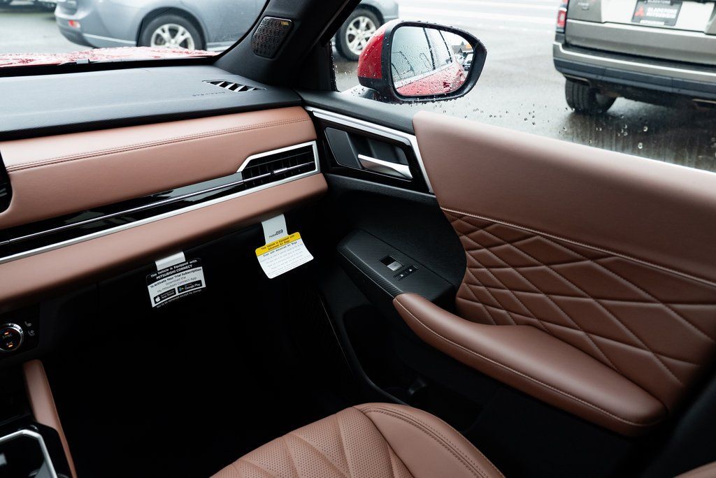 2026 Mitsubishi Outlander SEL Milwaukie OR