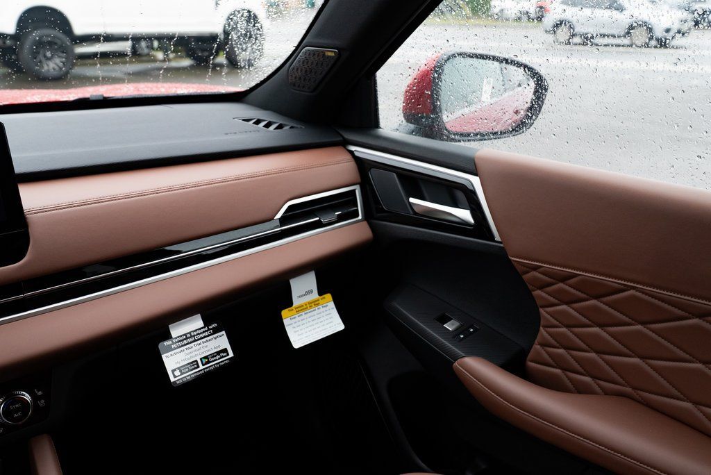 2026 Mitsubishi Outlander SEL Milwaukie OR