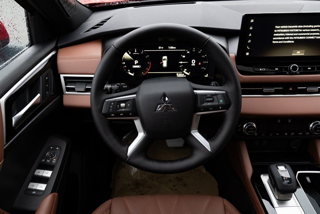 2026 Mitsubishi Outlander SEL Milwaukie OR