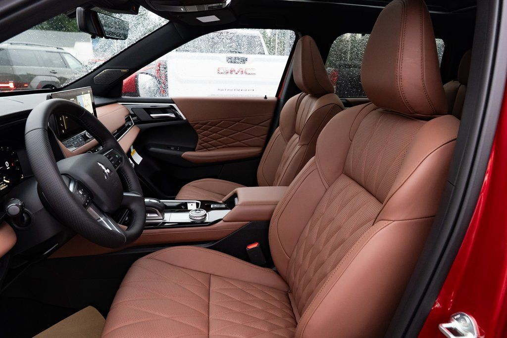 2026 Mitsubishi Outlander SEL Milwaukie OR