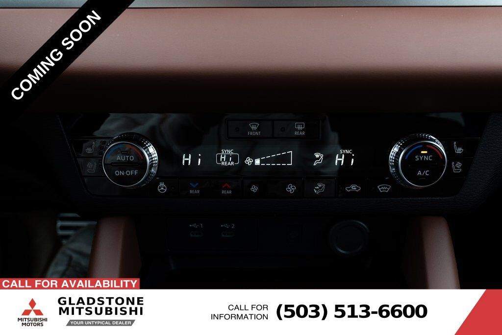 2026 Mitsubishi Outlander SEL Milwaukie OR