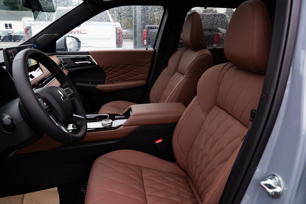 2026 Mitsubishi Outlander SEL Milwaukie OR