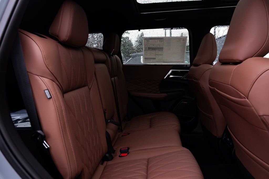 2026 Mitsubishi Outlander SEL Milwaukie OR