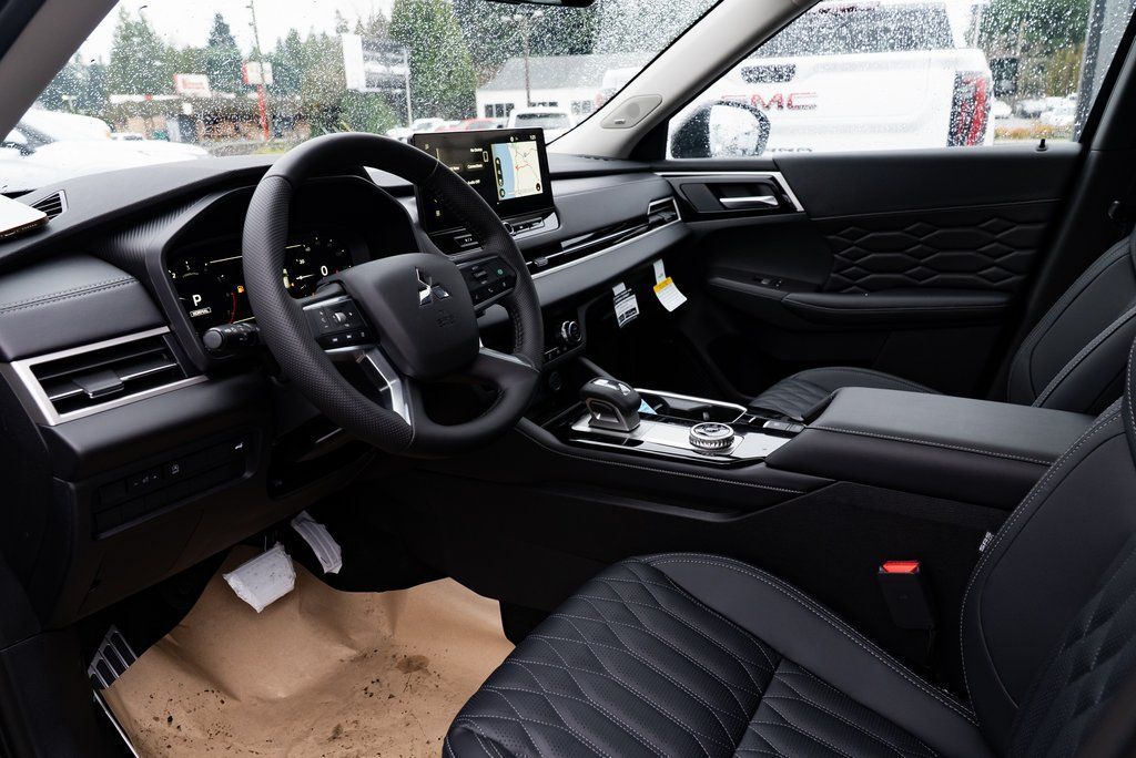 2026 Mitsubishi Outlander SEL Milwaukie OR