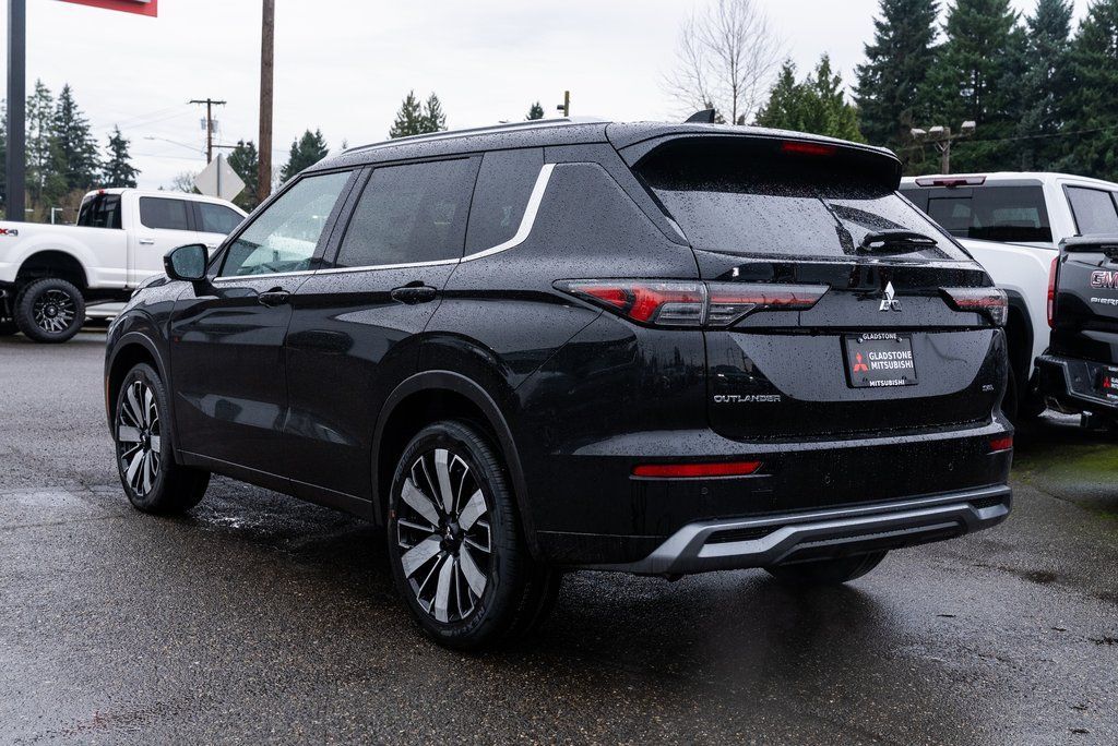 2026 Mitsubishi Outlander SEL Milwaukie OR