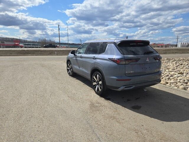 2026 Mitsubishi Outlander SEL Whitecourt AB