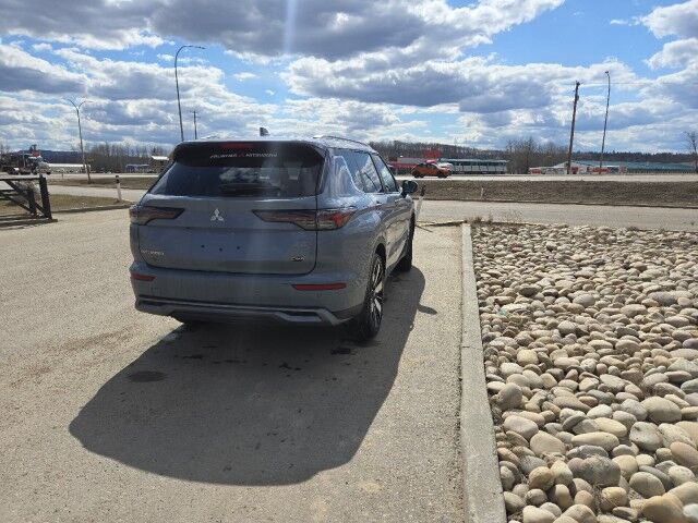 2026 Mitsubishi Outlander SEL Whitecourt AB