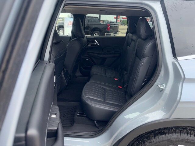 2026 Mitsubishi Outlander SEL Whitecourt AB