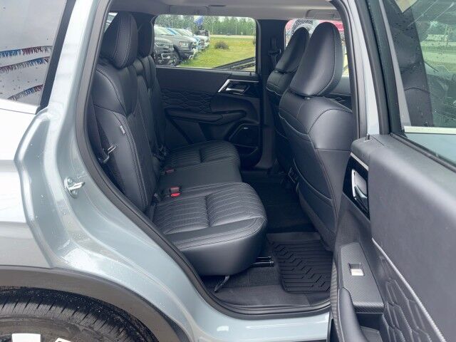 2026 Mitsubishi Outlander SEL Whitecourt AB