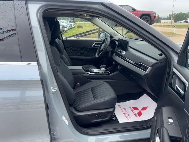 2026 Mitsubishi Outlander SEL Whitecourt AB