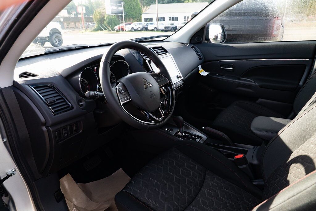 2026 Mitsubishi Outlander Sport 2.0 LE Milwaukie OR
