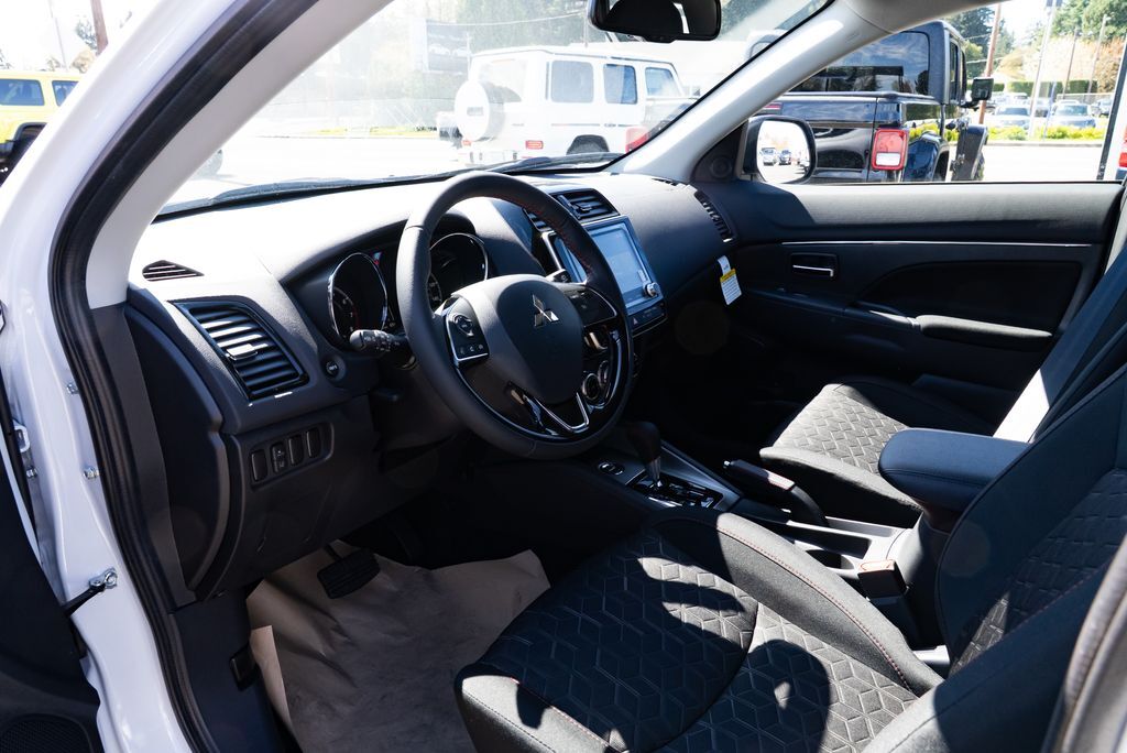 2026 Mitsubishi Outlander Sport 2.0 LE Milwaukie OR