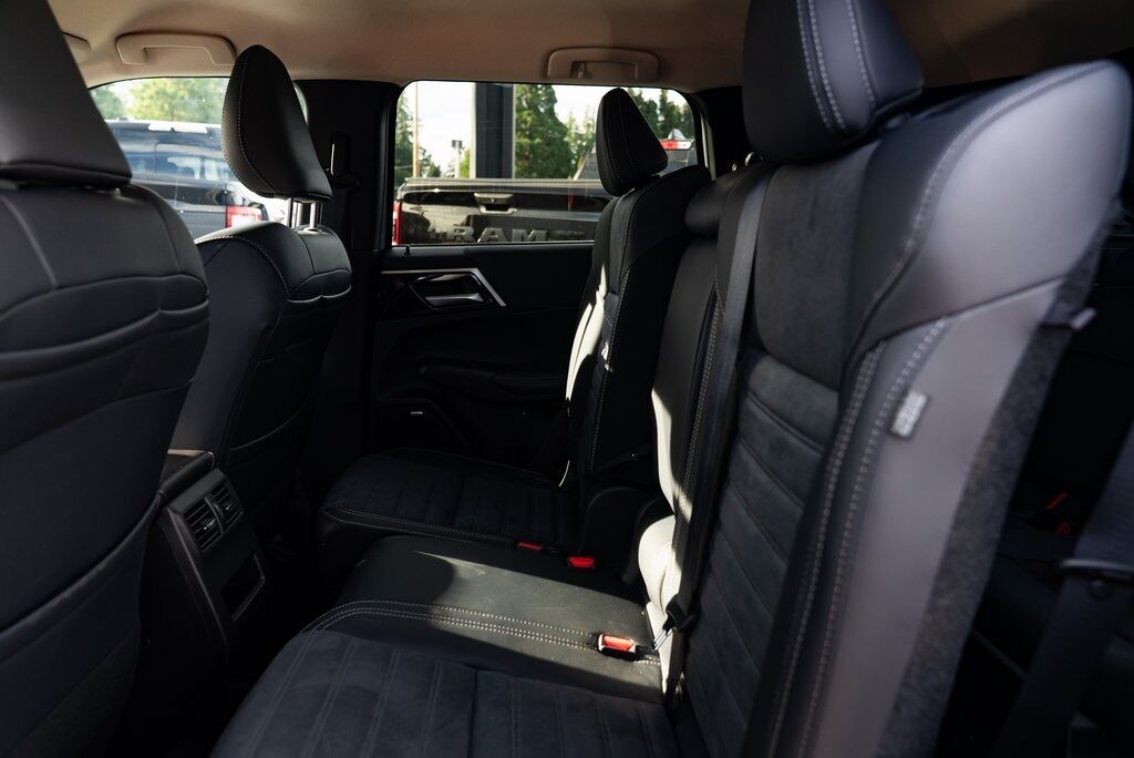 2026 Mitsubishi Outlander Trail Edition Milwaukie OR