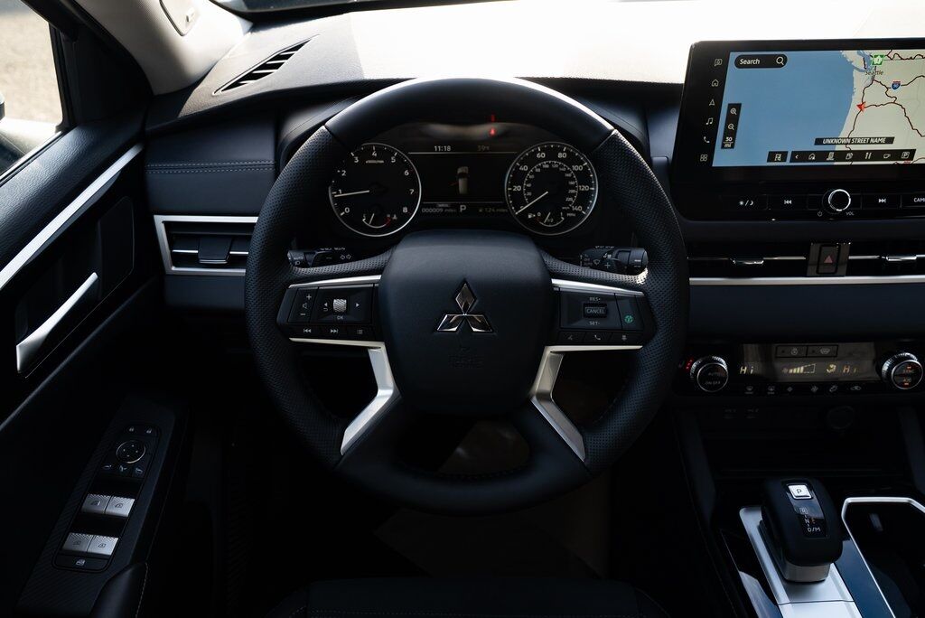 2026 Mitsubishi Outlander Trail Edition Milwaukie OR