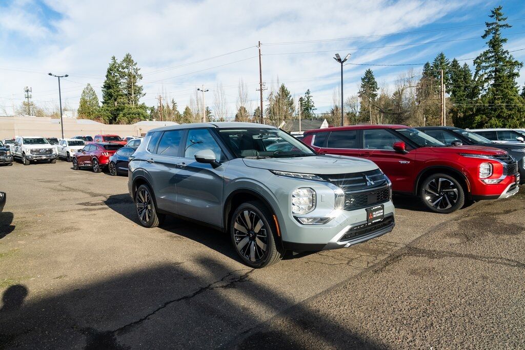 2026 Mitsubishi Outlander Trail Edition Milwaukie OR