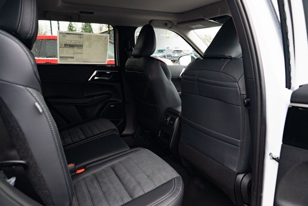 2026 Mitsubishi Outlander Trail Edition Milwaukie OR