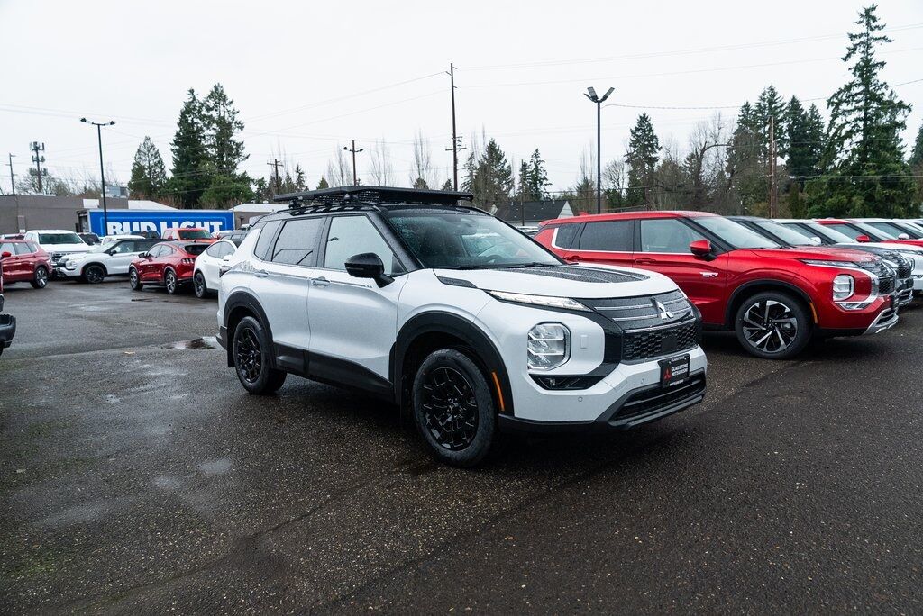 2026 Mitsubishi Outlander Trail Edition Milwaukie OR