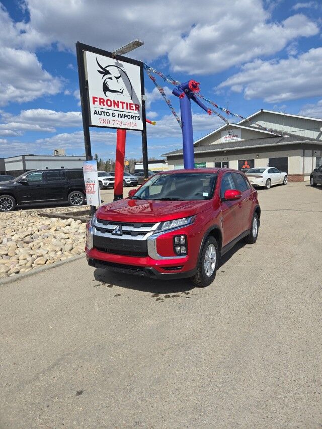 2026 Mitsubishi RVR SE