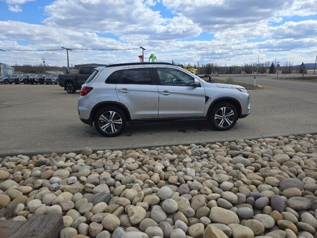 2026 Mitsubishi RVR SEL Whitecourt AB