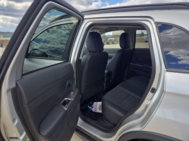 2026 Mitsubishi RVR SEL Whitecourt AB