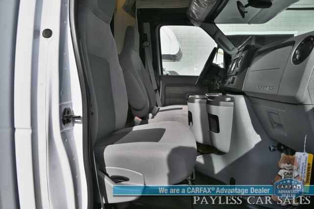 2026 NEXUS Phantom Sport 22PS / Class C / 7.3L V8 / 4.0kW Generator / Sleeps 6 / Queen Bed + Overhead Bunk / Convertible Dinette / 30K BTU Furnace & 13.5K BTU A/C / 3-Burner Cooktop / 10 cu.ft. 12V Fridge / Power Awning / Back Up Cam Anchorage AK