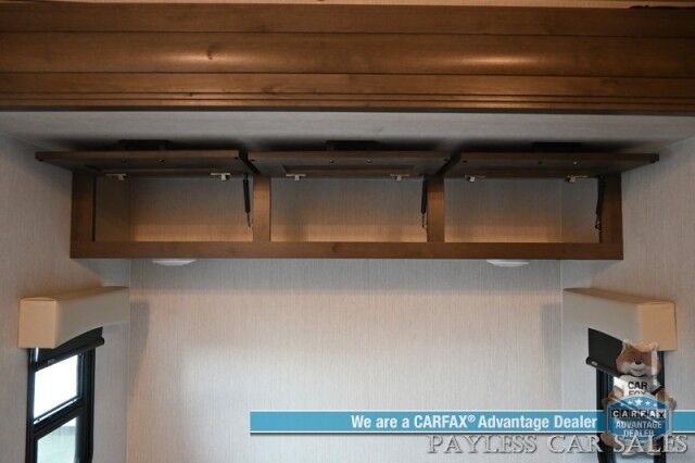 2026 NEXUS Phantom Sport 22PS / Class C / 7.3L V8 / 4.0kW Generator / Sleeps 6 / Queen Bed + Overhead Bunk / Convertible Dinette / 30K BTU Furnace & 13.5K BTU A/C / 3-Burner Cooktop / 10 cu.ft. 12V Fridge / Power Awning / Back Up Cam Anchorage AK