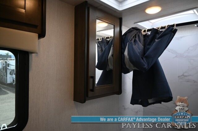 2026 NEXUS Phantom Sport 22PS / Class C / 7.3L V8 / 4.0kW Generator / Sleeps 6 / Queen Bed + Overhead Bunk / Convertible Dinette / 30K BTU Furnace & 13.5K BTU A/C / 3-Burner Cooktop / 10 cu.ft. 12V Fridge / Power Awning / Back Up Cam Anchorage AK