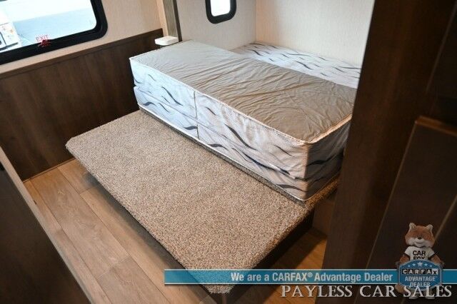 2026 NEXUS Phantom Sport 22PS / Class C / 7.3L V8 / 4.0kW Generator / Sleeps 6 / Queen Bed + Overhead Bunk / Convertible Dinette / 30K BTU Furnace & 13.5K BTU A/C / 3-Burner Cooktop / 10 cu.ft. 12V Fridge / Power Awning / Back Up Cam Anchorage AK