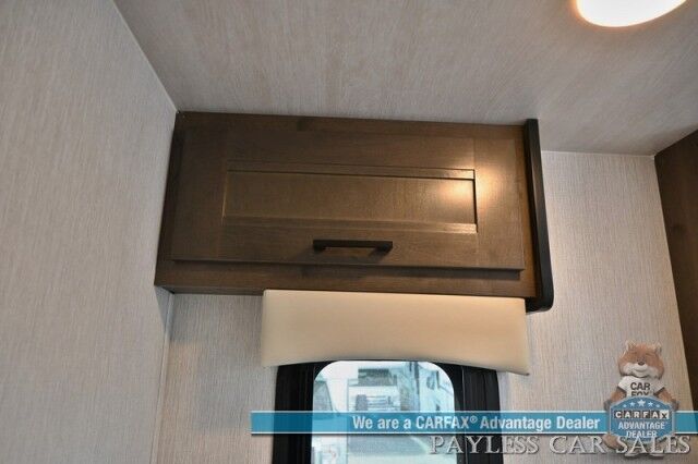 2026 NEXUS Phantom Sport 22PS / Class C / 7.3L V8 / 4.0kW Generator / Sleeps 6 / Queen Bed + Overhead Bunk / Convertible Dinette / 30K BTU Furnace & 13.5K BTU A/C / 3-Burner Cooktop / 10 cu.ft. 12V Fridge / Power Awning / Back Up Cam Anchorage AK