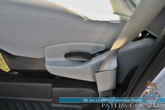 2026 NEXUS Phantom Sport 22PS / Class C / 7.3L V8 / 4.0kW Generator / Sleeps 6 / Queen Bed + Overhead Bunk / Convertible Dinette / 30K BTU Furnace & 13.5K BTU A/C / 3-Burner Cooktop / 10 cu.ft. 12V Fridge / Power Awning / Back Up Cam Anchorage AK