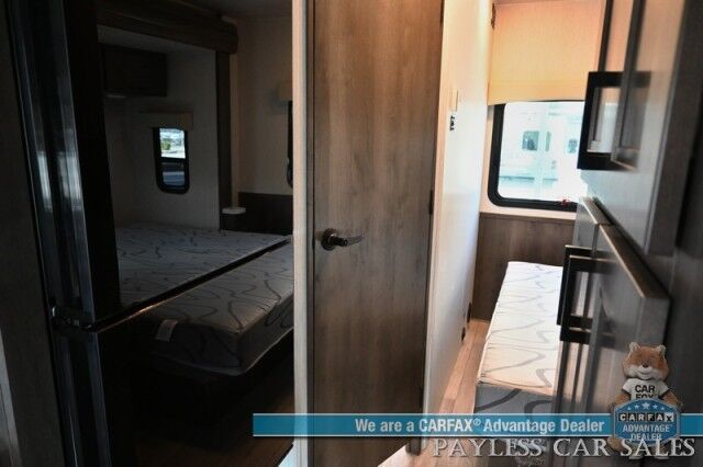 2026 NEXUS Phantom Sport 22PS / Class C / 7.3L V8 / 4K Gas Generator / Sleeps 6 / Queen Bed / Dinette Booth / Over Cab Bed / 30k BTU Furnace & 13K BTU AC / 3 Burner Stove Top / 10 cu.ft. Refrigerator / Power Awning / Back Up Camera Anchorage AK