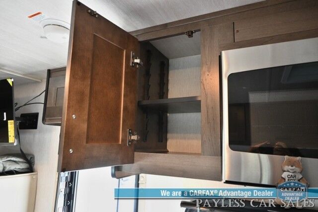 2026 NEXUS Phantom Sport 22PS / Class C / 7.3L V8 / 4K Gas Generator / Sleeps 6 / Queen Bed / Dinette Booth / Over Cab Bed / 30k BTU Furnace & 13K BTU AC / 3 Burner Stove Top / 10 cu.ft. Refrigerator / Power Awning / Back Up Camera Anchorage AK