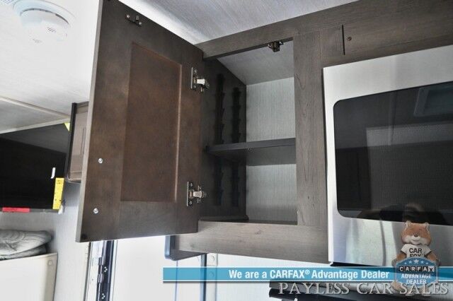 2026 NEXUS Phantom Sport 22PS / Class C / 7.3L V8 / 4K Gas Generator / Sleeps 6 / Queen Bed / Dinette Booth / Over Cab Bed / 30k BTU Furnace & 13K BTU AC / 3 Burner Stove Top / 10 cu.ft. Refrigerator / Power Awning / Back Up Camera Anchorage AK